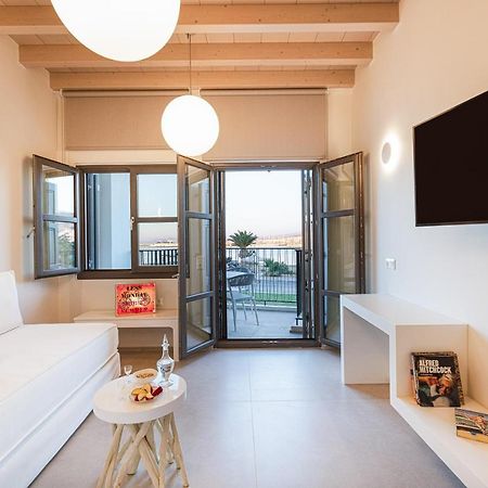 V77 Seafront Suites Rethymno  Luaran gambar
