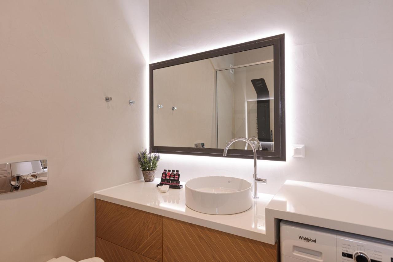 V77 Seafront Suites Rethymno  Luaran gambar